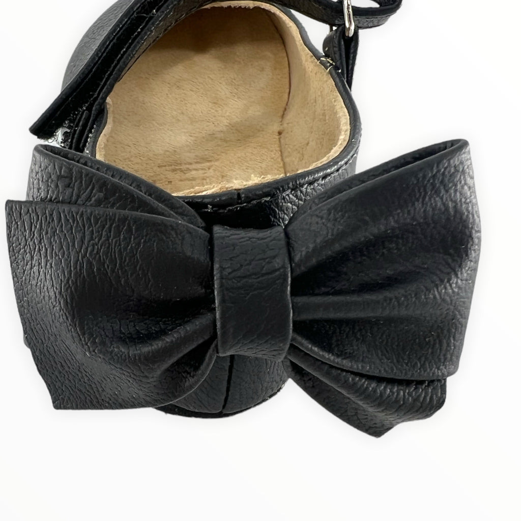 Gray Black Bow Sandal1